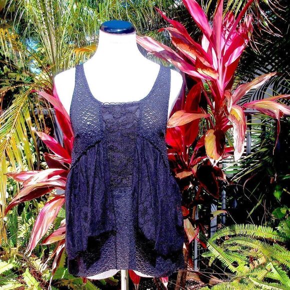 Free People Black Ruffle Tank - Picture 3 of 8